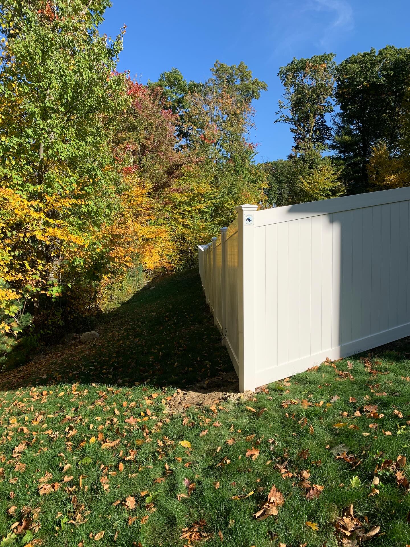 Vinyl privacy fence installation in Ashland